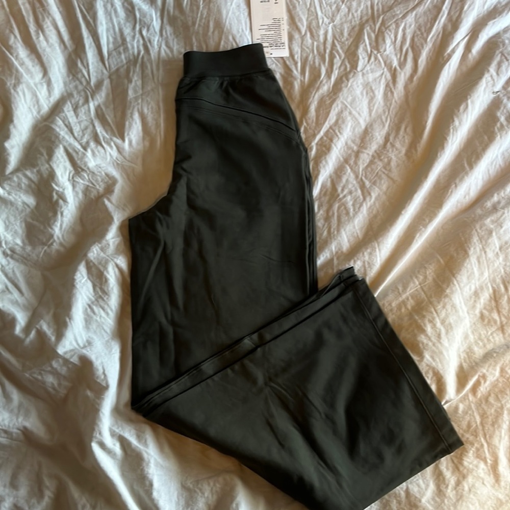 lululemon wide leg pant